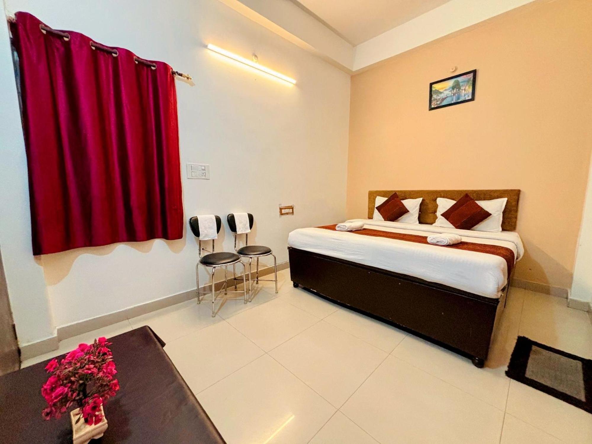 Hotel Sunrise Inn Kota  Zewnętrze zdjęcie