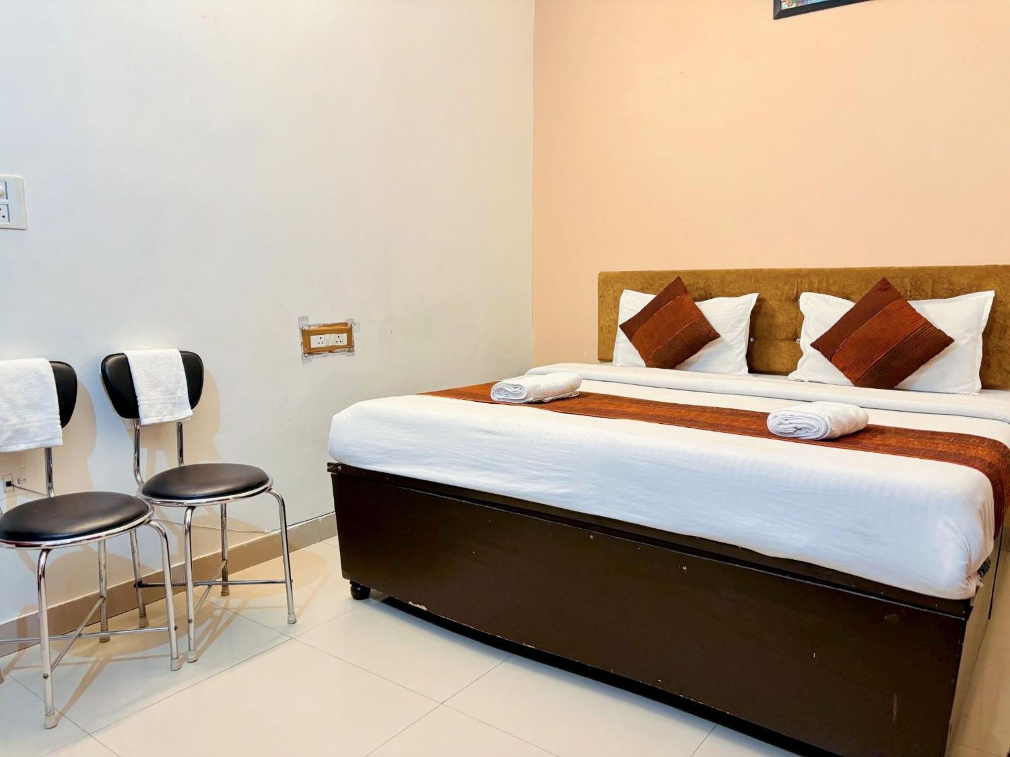 Hotel Sunrise Inn Kota  Zewnętrze zdjęcie